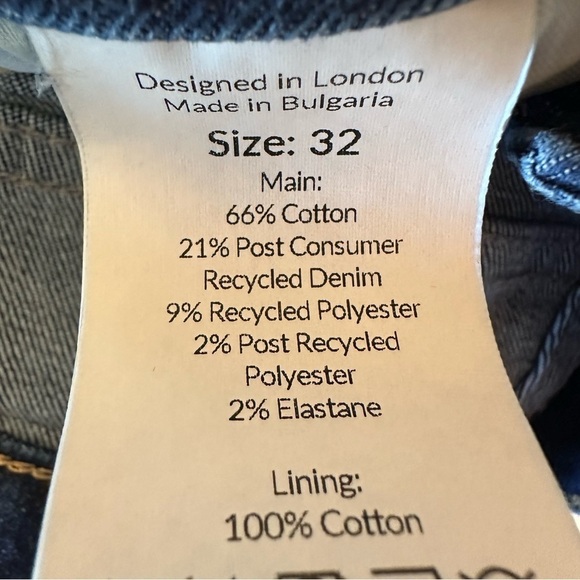 Saint & Sofia Pixie Pleat Mom Jeans Indigo Blue Womens Size UK 32 - Picture 2 of 9